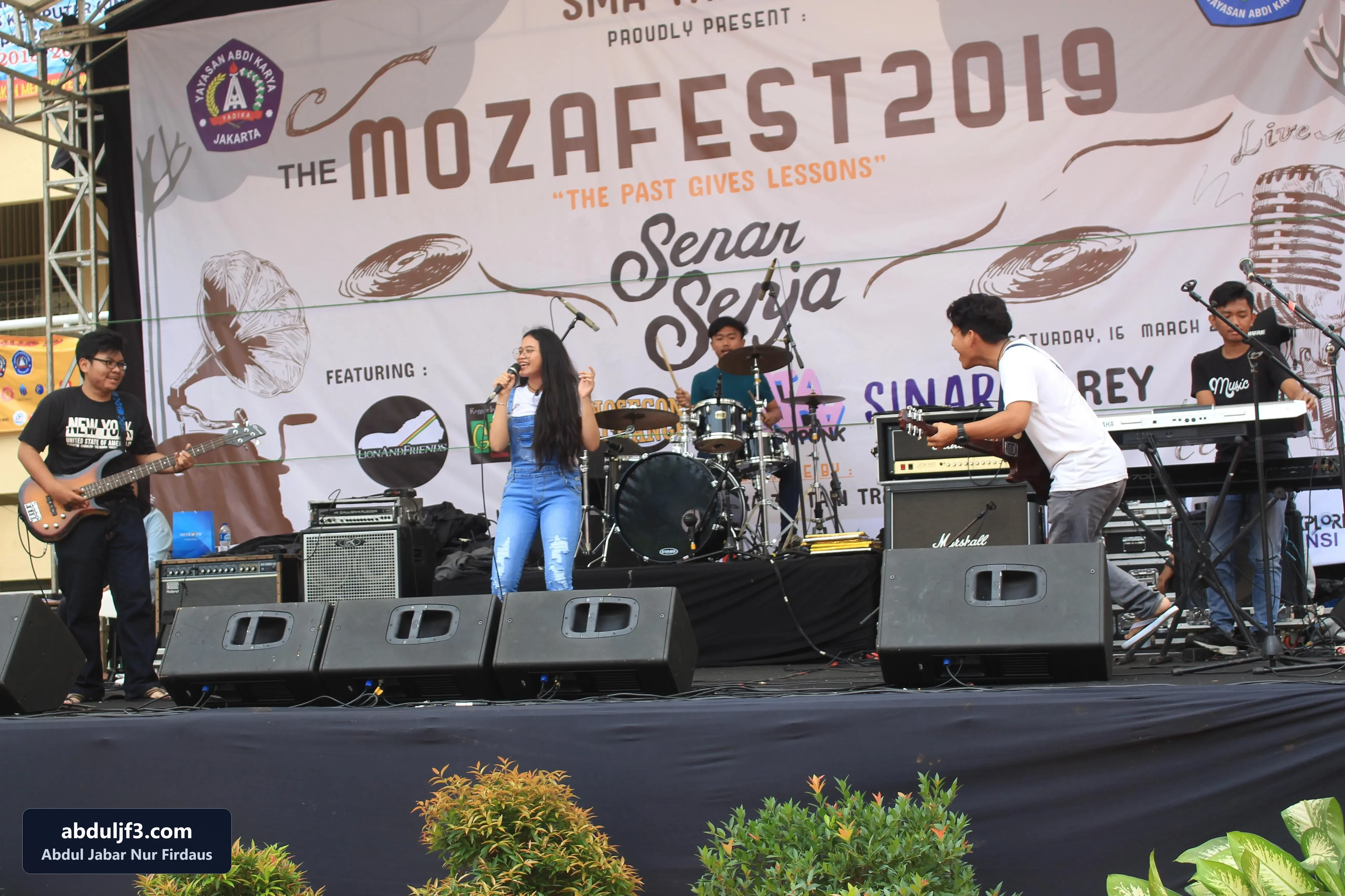 Festival Stage